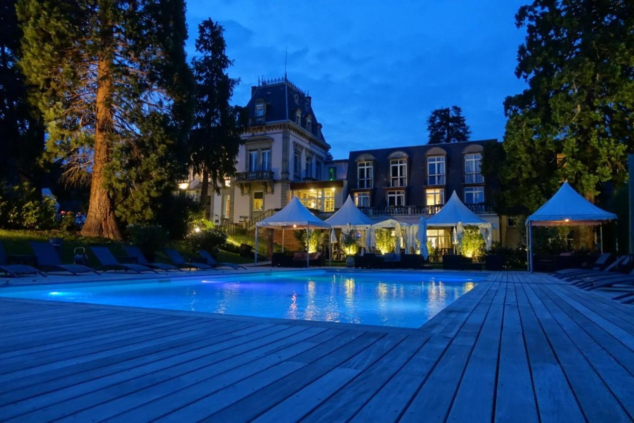 Le H - Hotel & Restaurant Бар Екстериор снимка