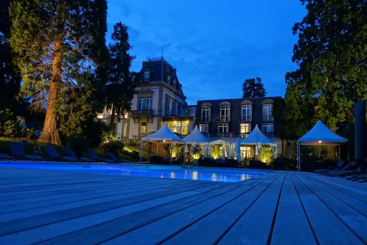 Le H - Hotel & Restaurant Бар Екстериор снимка